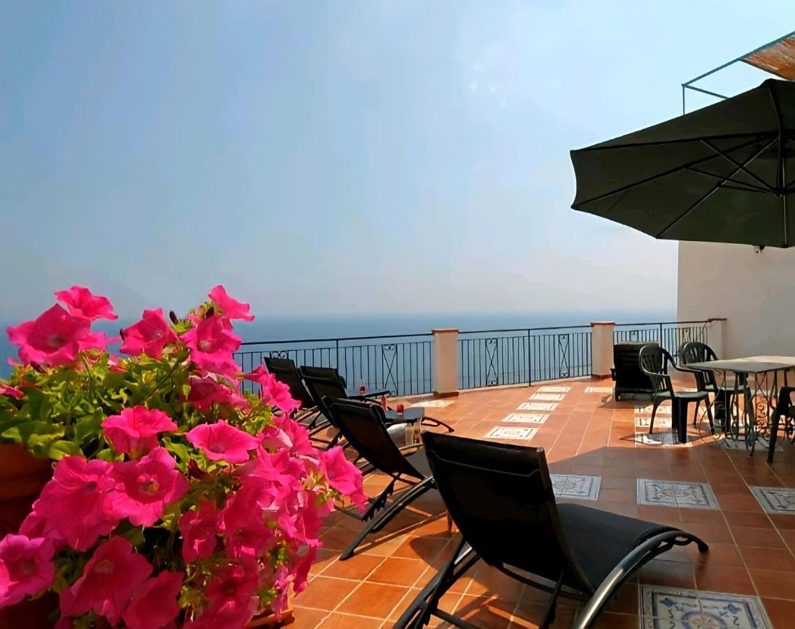 Terrazza Di Rosa - Sea View Villa ปรายาโน ภายนอก รูปภาพ